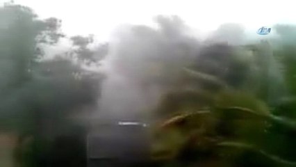 Hindistan'da Şiddetli Rüzgar: 8 Ölü