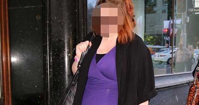 34 Yaşındaki Kadın Öğretmen, 17 Yaşındaki Öğrencisiyle Cinsel İlişkiye Girdi