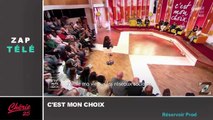 [Zap Télé] Les journalistes servent-ils la soupe à Macron  (26_04_17)-QVfuX0wO36s