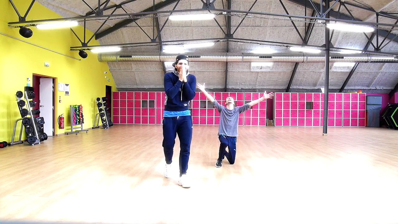 Wass défie VINSKY au FREESTYLE FOOTBALL-fEIcyV_WGQI