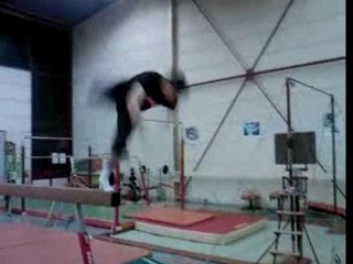 salto avant sortie de poutre