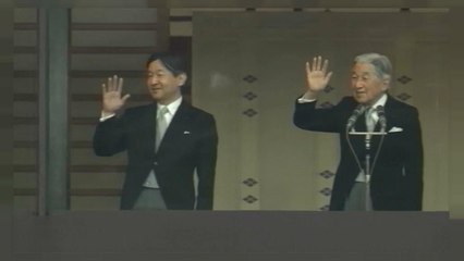 Император Японии покинет престол