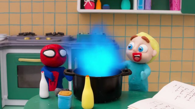 FROZEN ANNA IS WRONG WITH COLOR!! FROZEN ELSA HAS BLUE HAIR !! Frozen Play Doh Cartoon Stop Motion-CvfgY8rpc-E