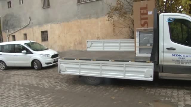 Sanatçı Ebru Yaşar'ın Eşinden Örnek Davranış