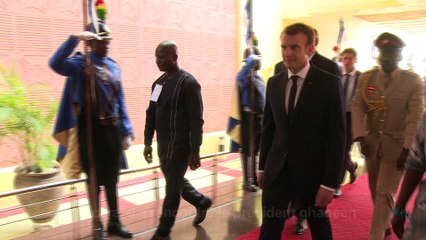 Au Ghana, Macron s'adresse à la jeunesse