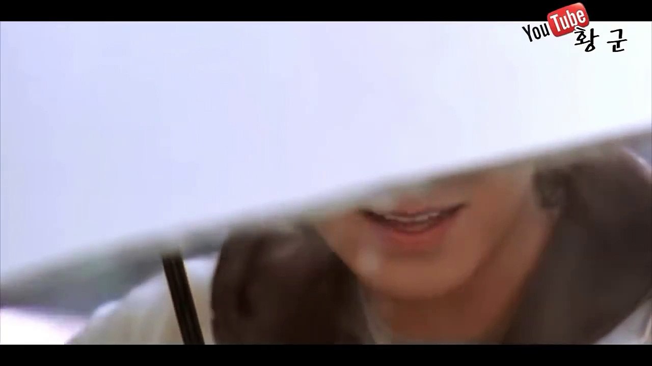 태양의후예 우산씬 패러디, 유시진 x 강동원 눈호강 좋고!