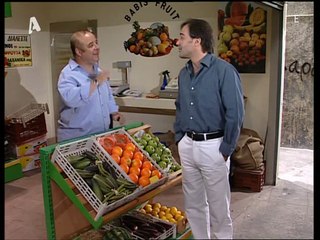 ΚΑΤΩ ΑΠΟ ΤΗΝ ΑΚΡΟΠΟΛΗ E109