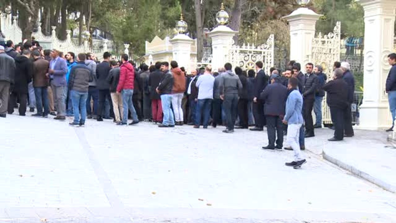 Cumhurbaşkanı Erdoğan, Cuma Namazını Yıldız Hamidiye Camii'nde Kıldı- Cumhurbaşkanı Erdoğan, Camide...