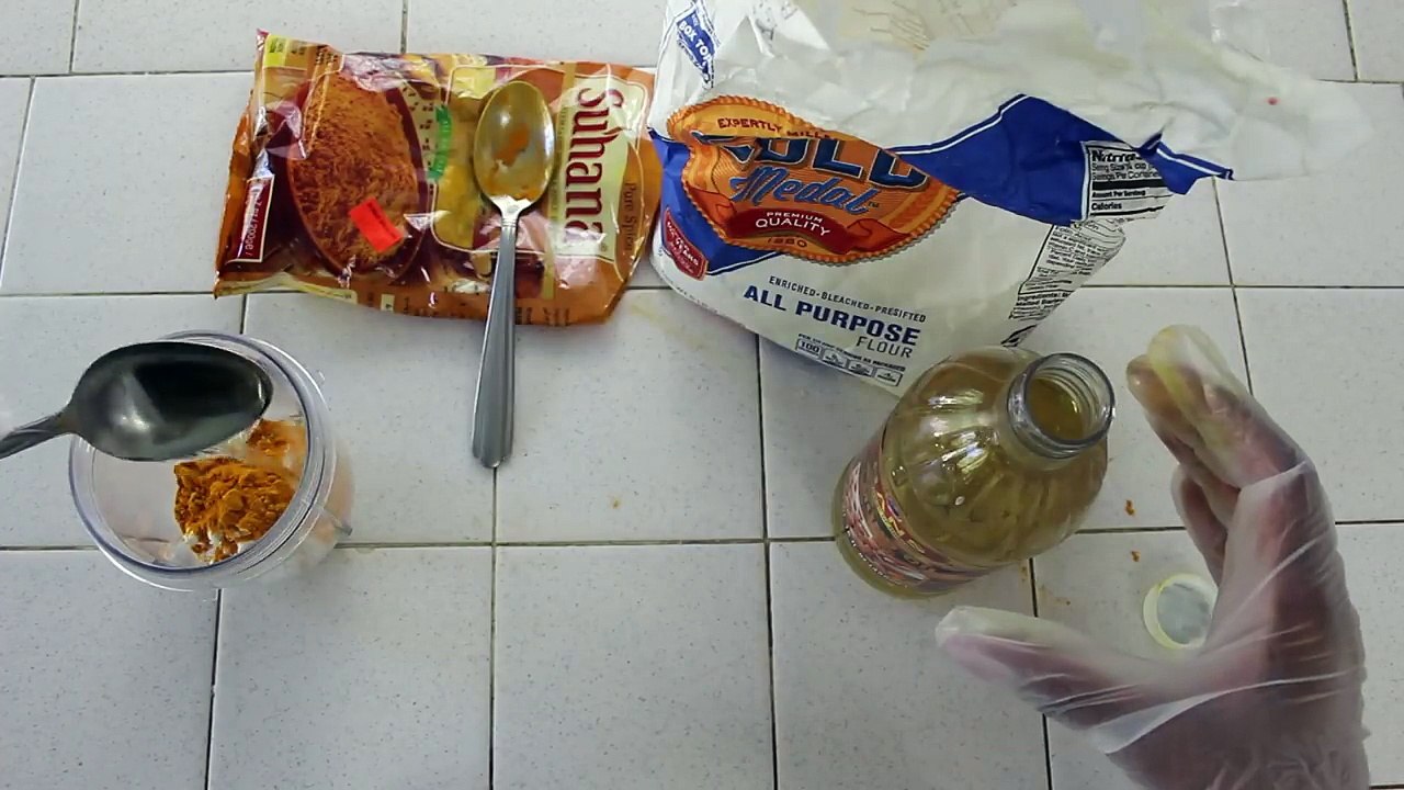 DIY Turmeric Face Mask! Fight Acne and Fade Scars!