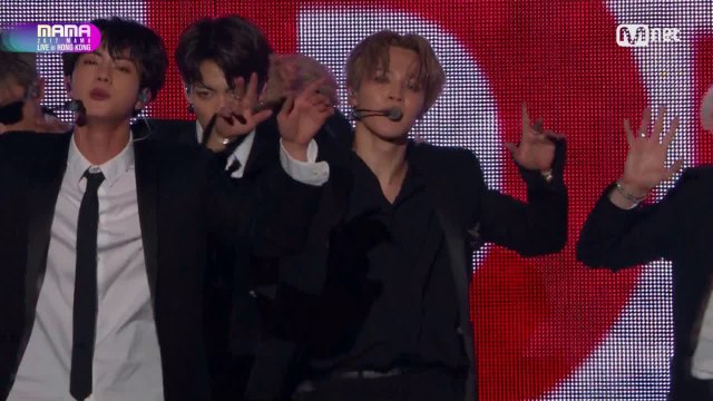 [2017 MAMA in Hong Kong] BTS(방탄소년단)_BTS Cypher 4 + MIC DROP(Steve Aoki Remix Ver.)_2017마마