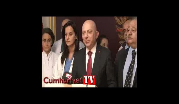 Prof. Dr. Erkan İbiş: Deniz Baykal ayakta durabiliyor