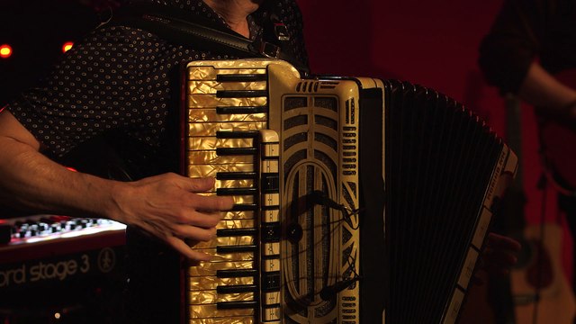 Bernard Lavilliers - Les mains d'or (LIVE) - Le Grand Studio RTL