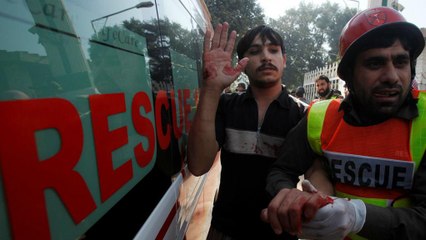 Pakistan : les étudiants, cible des talibans