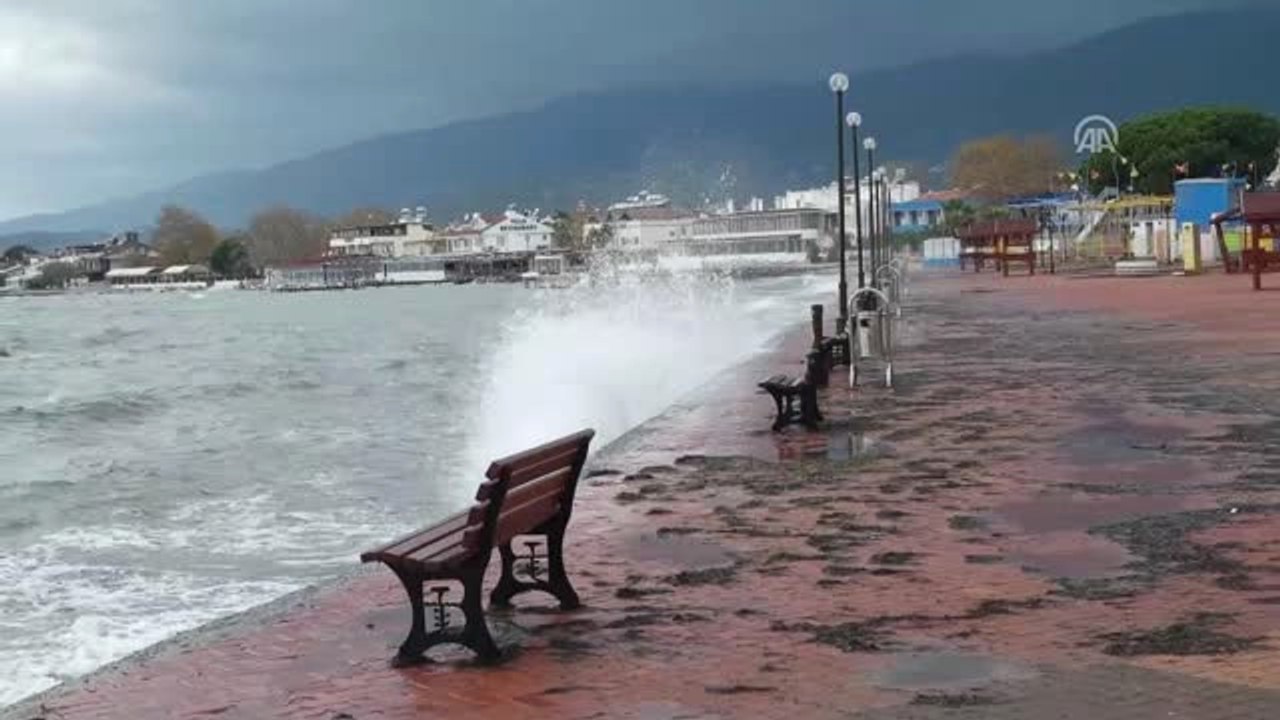 Edremit Körfezi'nde Lodos Etkili Oldu - Balıkesir