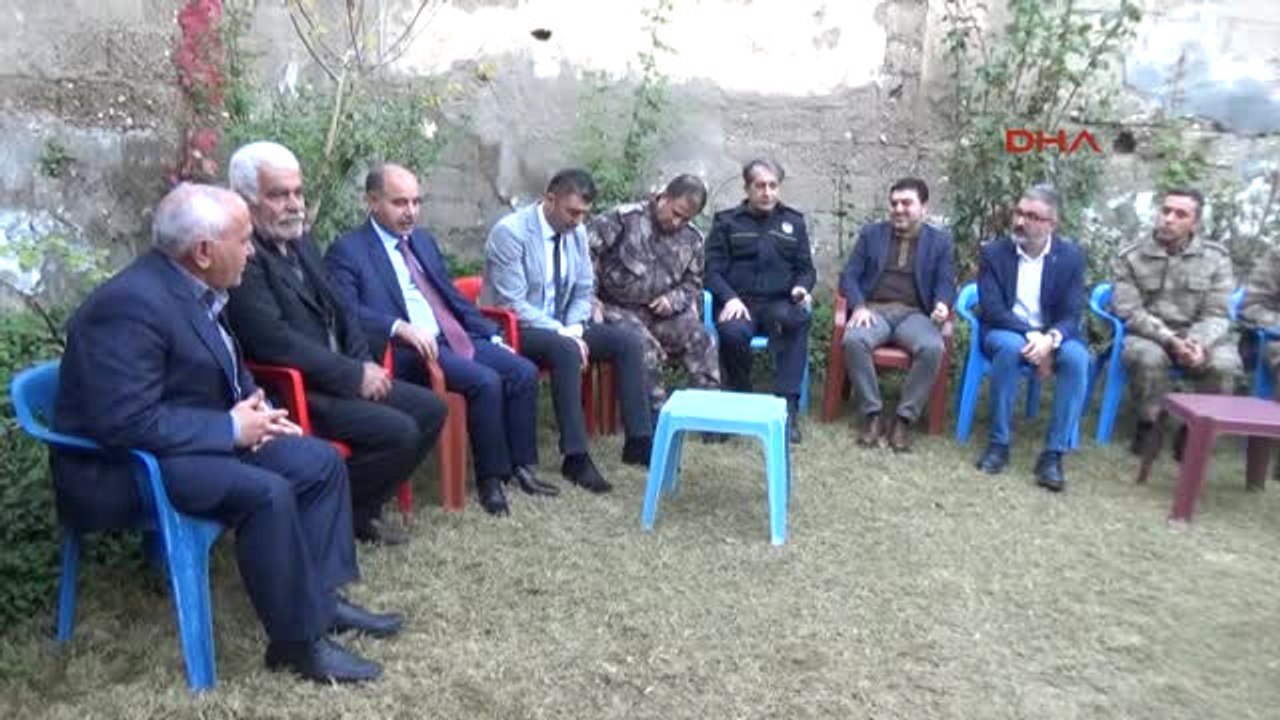 Şırnak Vali Aktaş, Polis Bariyerine Ayağı Sıkışıan Çiğdem'in Ailesini Ziyaret Etti