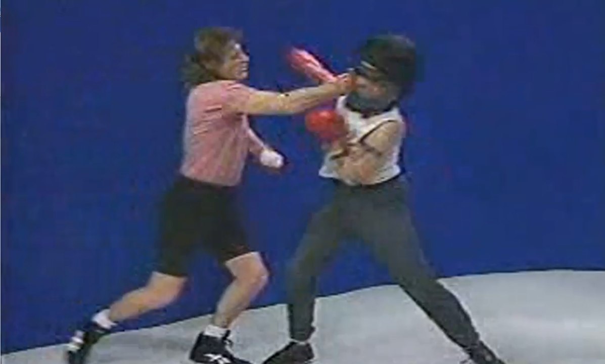Paul Vunak - Jeet Kune Do - The Indefensible Straight Blast