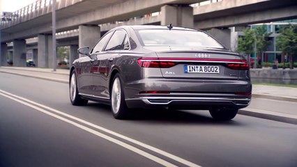 01.Der Audi A8 –Navigation und Parken