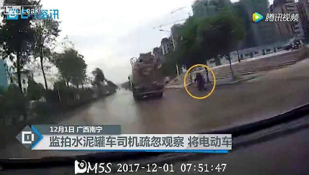 Cement truck hits a scooterist and gets run over