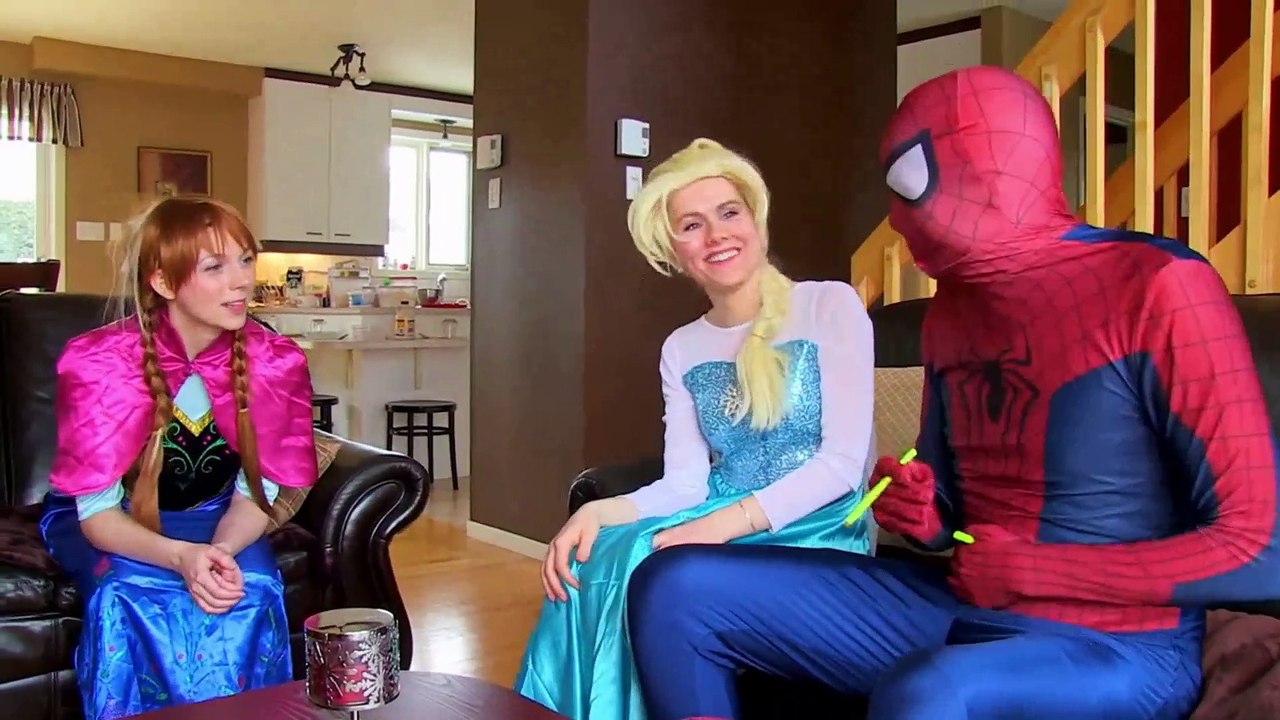 Spiderman_ Frozen Elsa & Anna Make Cake! w_ Pink Spidergirl & Joker! Funny Superheroes | Superheroes | Spiderman | Superman | Frozen Elsa | Joker