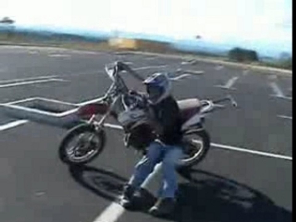 BeZiers Stunt : Belou