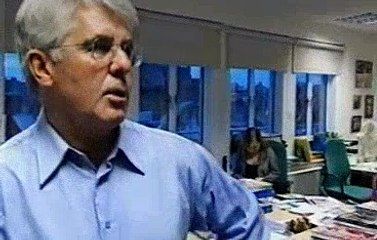 Louis Theroux S2-When Louis Met WLM S02E04 - Max Clifford