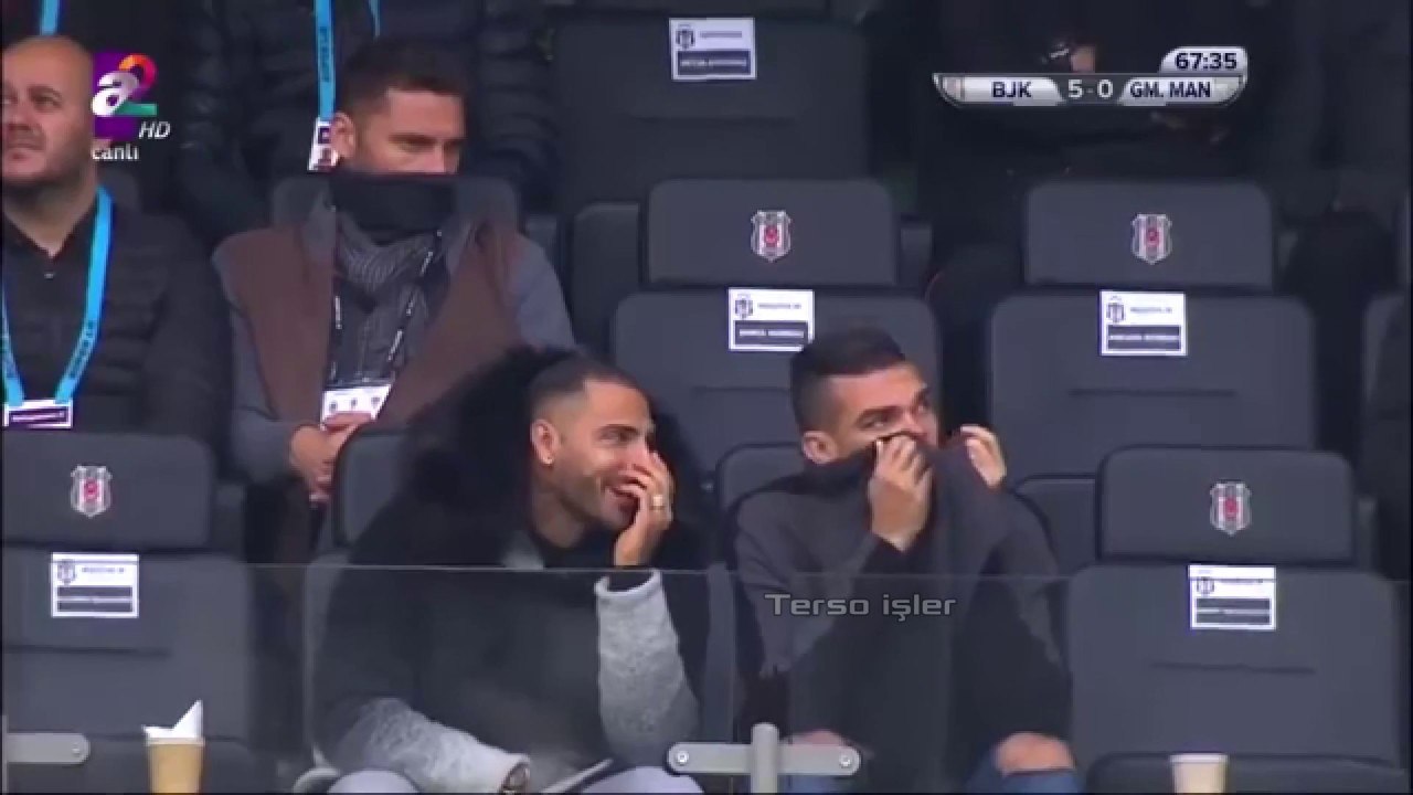 Quaresma ve Pepe'nin Negredo'nun Golüne Tepkisi ve Çalan Matador Şarkısına Tepkileri