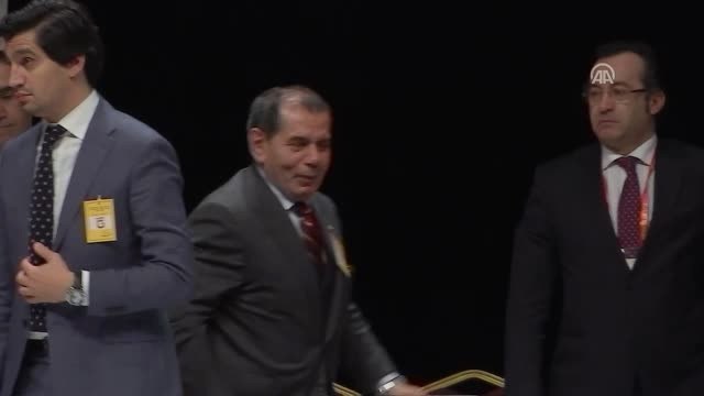 Galatasaray Kulübünün Olağanüstü Kongresi Özbek - Salon Ruhsatı