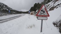 La nieve ha cuajado en Mallorca y Menorca a 300 metros