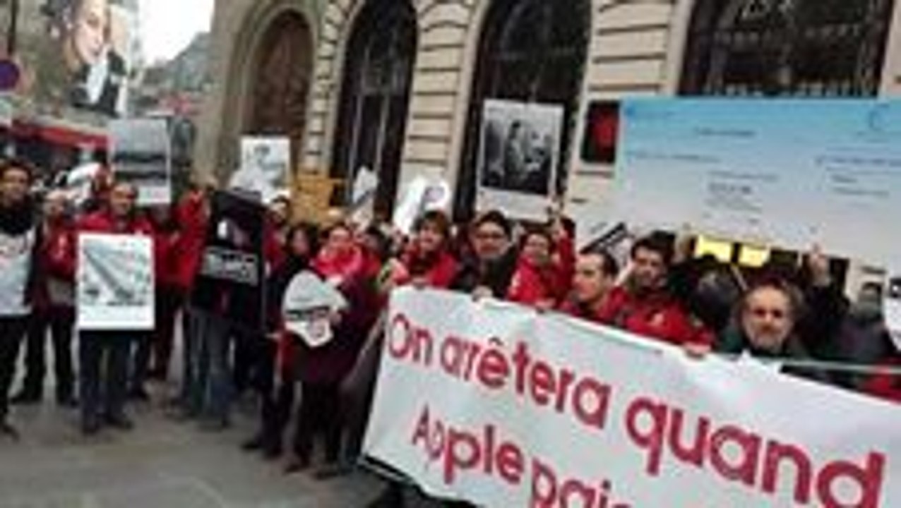 Activists Occupy Apple Store in Paris to Demand Tax Payments from Apple