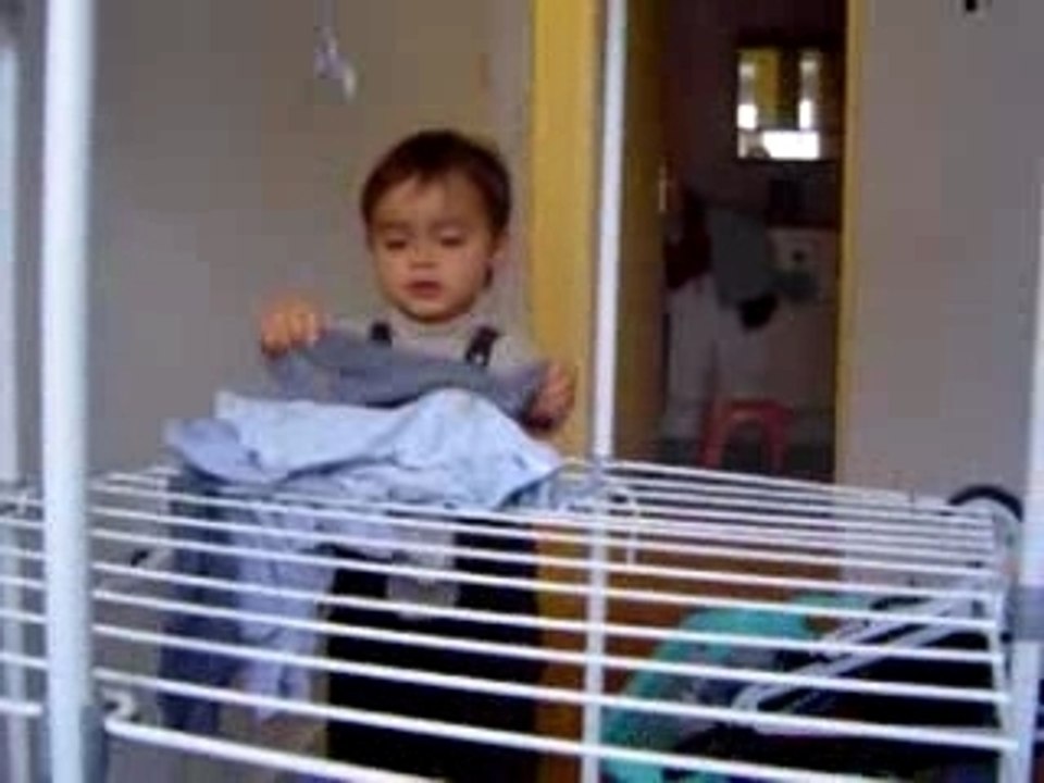 J'aide maman.