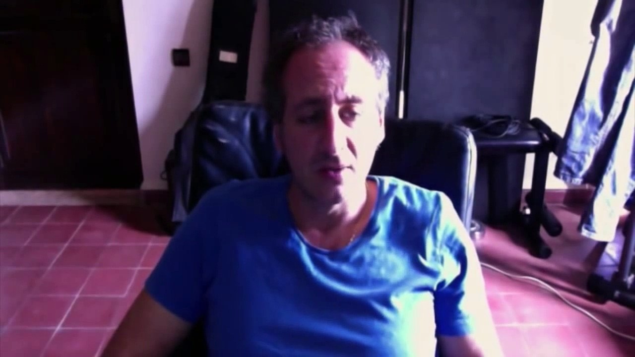 29.COMPLOT 1 - Conspiration - Puce sous la peau - Mondialisation