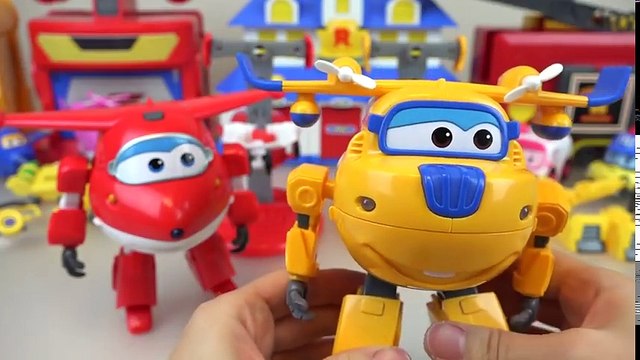 Robocar Poli and Super Wings transformers airplane and car toys rescue marine pack