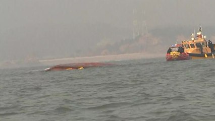 "실종자 2명 찾는 중"...인천 해상서 낚싯배 전복 8명 사망 / YTN