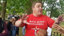Muslims debate street preacher Jason Burns