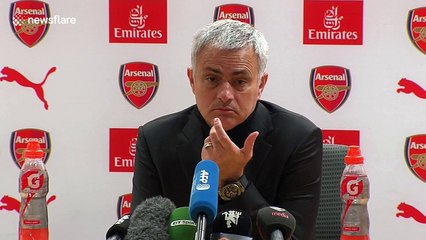 Mourinho: Emirates conditions enticed Arsenal players to go to ground