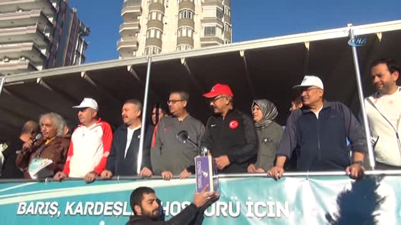 3. Uluslararası Mersin Maratonu'na Binlerce Kişi Katıldı