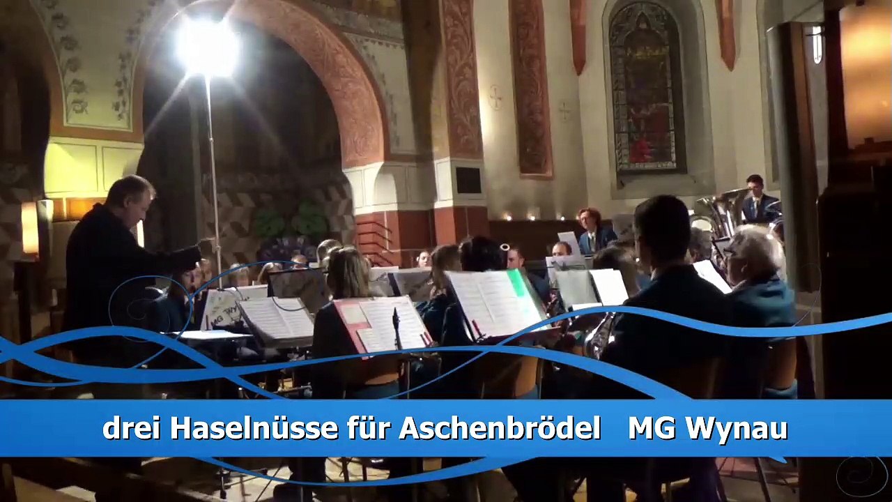 drei Haselnüsse für Aschenputtel