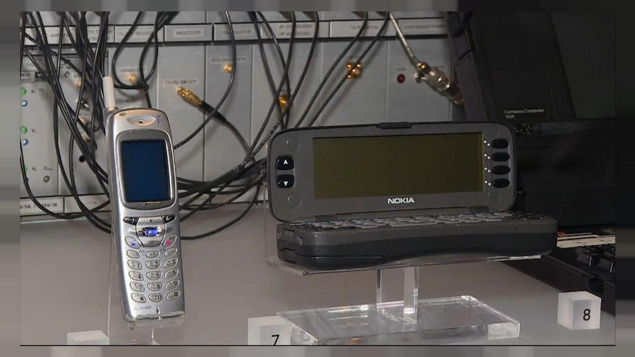SMS исполнилось 25 лет
