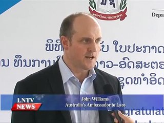 Lao NEWS on LNTV - Australia's Ambassador to Laos, congratulates LANS scholarship.11_8_2015-8baTXHvYLME