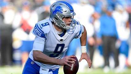 Stafford darts pass to Golden Tate for 14-yard gain