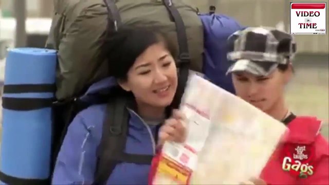 Kamera şakası...Güzel kız adres soruyor, cevabı adam alıyor..