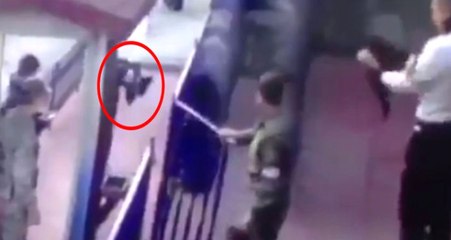 Erzincan'da Kediye İşkence Eden Askerin Görüntüleri Sosyal Medyayı Ayağa Kaldırdı