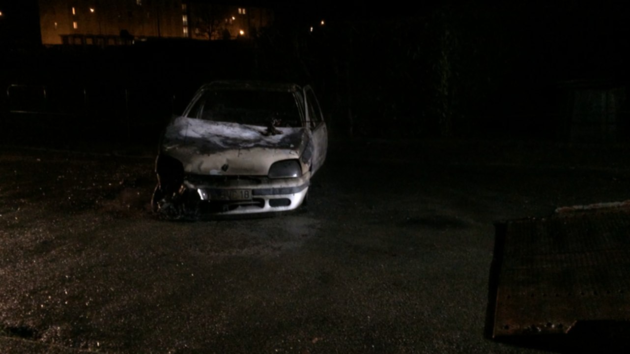 Une voiture a pris feu, dimanche à la Croix-Mercier, à