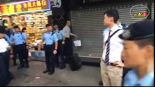 陳浩天無故上的士，其後疑似被警方叫停。警方向其再次發出警告，指集會未經批准