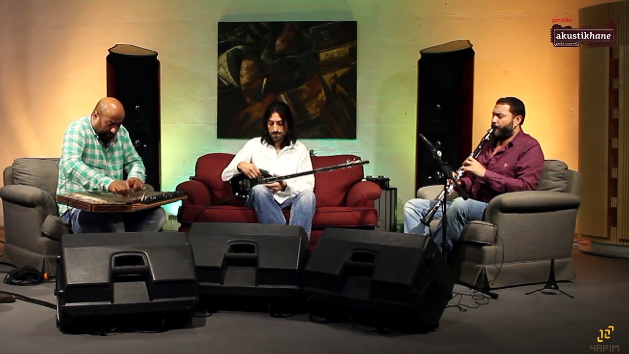 Taksim Trio - Sevda Değil (Zülfü Livaneli Cover) (Akustikhane)