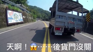 台七乙 2輛重機攔下貨車！逼車？挑釁？還是.