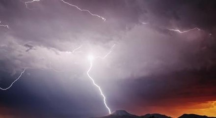 This Slow-Motion Lightning Storm Reel Is Something Else