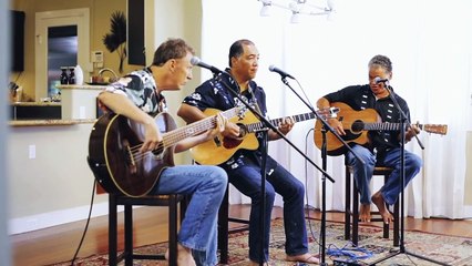 Koko - Hawaiian Style (HiSessions.com Acoustic Live!)-wTsdOCxueJg