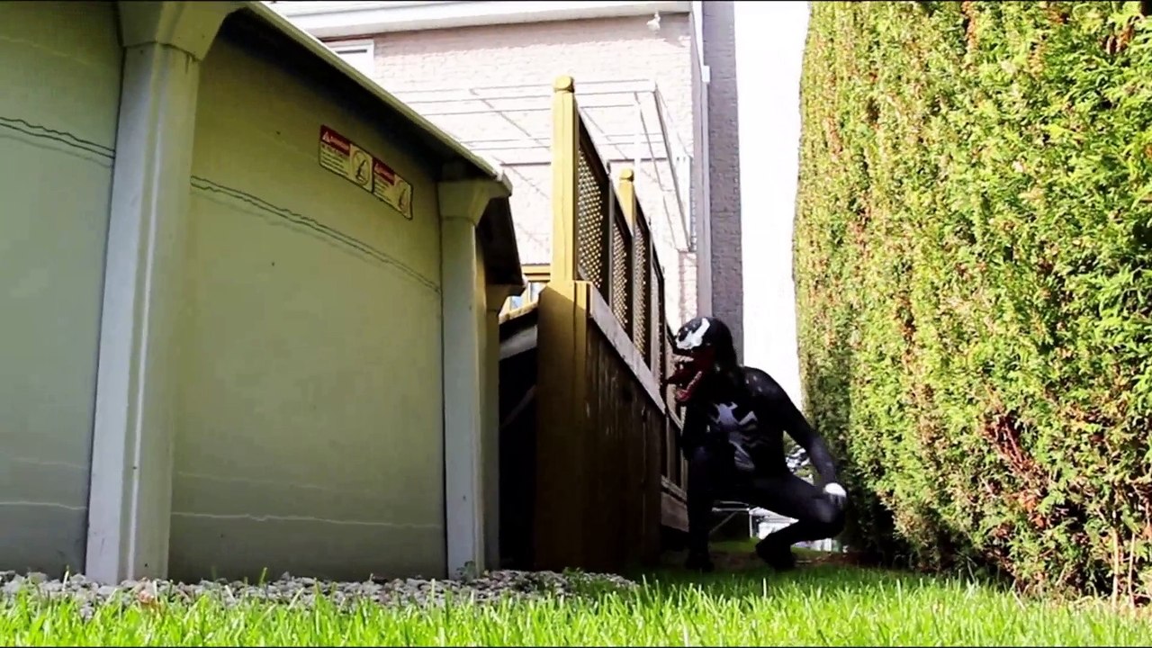 Venom vs Bane - In Real Life _ Battle _ Superhero Movie | Superheroes | Spiderman | Superman | Frozen Elsa | Joker