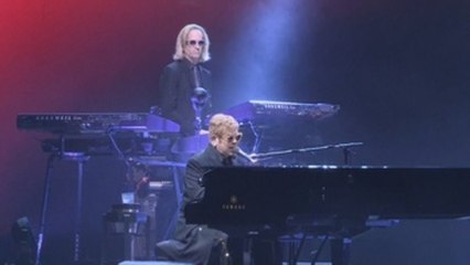 Elton John revive en Barcelona sus dorados años 70
